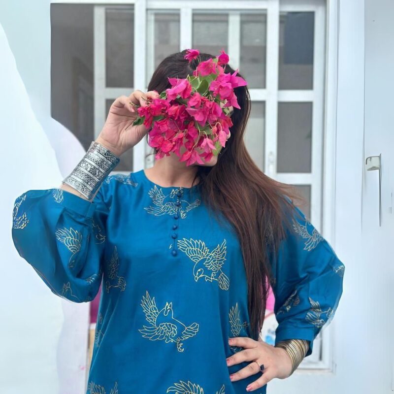 2 Pcs Women's Stitched Linen Printed Suit - Image 3